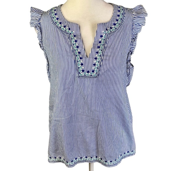 Vineyard Vines Tops - Vineyard Vines Blue and White Embroidered Blouse Size XS
